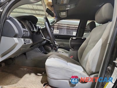 Zdjęcie 7 z 12 samochodu: 2006 TOYOTA TACOMA DOUBLE CAB VIN:5TELU42N96Z182128 - miniatura