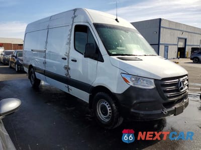 Czwarte zdjęcie samochodu z boku: 2023 MERCEDES BENZ SPRINTER 2500 DELIVERY VAN VIN:W1Y40CHYXPT142454 - miniatura