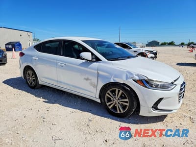 Czwarte zdjęcie samochodu z boku: 2018 HYUNDAI ELANTRA SEL VIN:5NPD84LF0JH219434 - miniatura