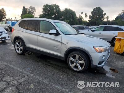 Czwarte zdjęcie samochodu z boku: 2017 BMW X3 SDRIVE28I VIN:5UXWZ7C39H0X39036 - miniatura