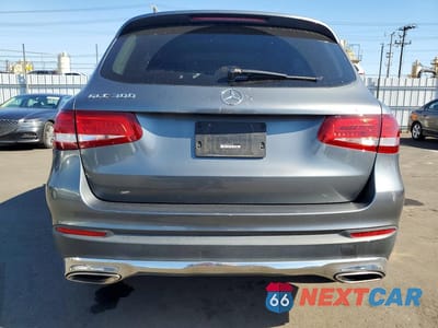 Zdjęcie 6 z 13 samochodu: 2017 MERCEDES-BENZ GLC 300 VIN:WDC0G4JB4HF195753 - miniatura