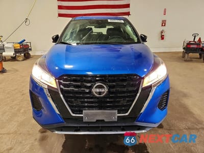 Piąte zdjęcie samochodu w środku: 2022 NISSAN KICKS S VIN:3N1CP5BV3NL523847 - miniatura