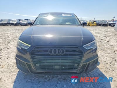 Piąte zdjęcie samochodu w środku: 2017 AUDI A3 PREMIUM PLUS VIN:WAUJ8GFF5H1044922 - miniatura
