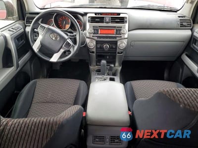 Zdjęcie 8 z 13 samochodu: 2012 TOYOTA 4RUNNER SR5 VIN:JTEBU5JR6C5086179 - miniatura