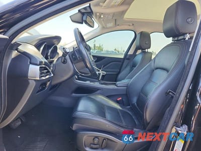 Zdjęcie 7 z 12 samochodu: 2018 JAGUAR F-PACE PRESTIGE VIN:SADCK2FX7JA351284 - miniatura