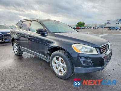 Czwarte zdjęcie samochodu z boku: 2012 VOLVO XC60 3.2 VIN:YV4952DL6C2298441 - miniatura