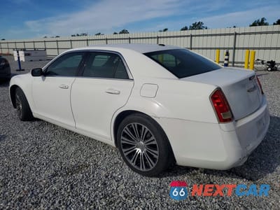 Drugie zdjęcie samochodu z przodu: 2013 CHRYSLER 300 S VIN:2C3CCABG1DH643855 - miniatura