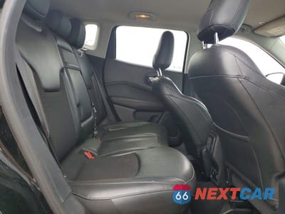 Zdjęcie 11 z 12 samochodu: 2019 JEEP COMPASS LATITUDE VIN:3C4NJCBB6KT652050 - miniatura