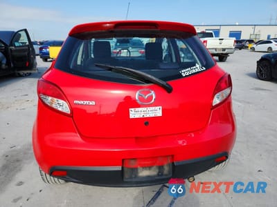 Zdjęcie 6 z 12 samochodu: 2013 MAZDA MAZDA2 VIN:JM1DE1LZ7D0163902 - miniatura