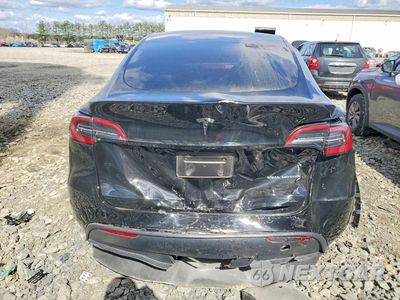 Zdjęcie 6 z 12 samochodu: 2023 TESLA MODEL Y VIN:7SAYGAEE0PF920735 - miniatura