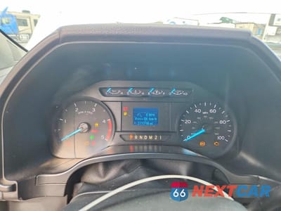 Zdjęcie 8 z 10 samochodu: 2019 FORD F350 SUPER DUTY VIN:1FT8X3DT0KEC36108 - miniatura