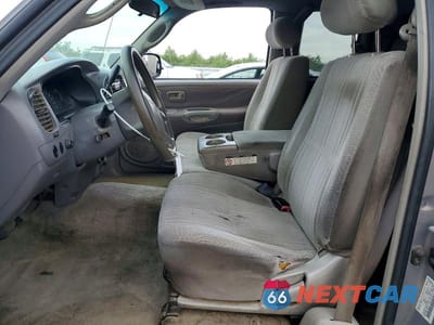 Zdjęcie 7 z 12 samochodu: 2000 TOYOTA TUNDRA SR5 VIN:5TBRT3411YS034310 - miniatura