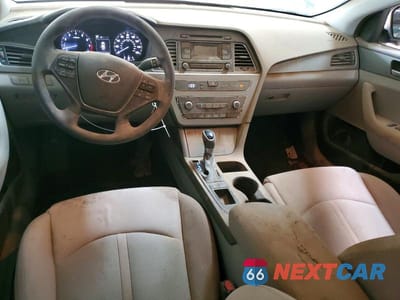 Zdjęcie 8 z 12 samochodu: 2016 HYUNDAI SONATA SE VIN:5NPE24AFXGH394047 - miniatura