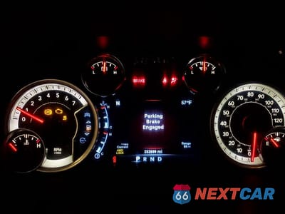 Zdjęcie 9 z 12 samochodu: 2014 RAM 1500 LARAMIE VIN:1C6RR7VT2ES406437 - miniatura