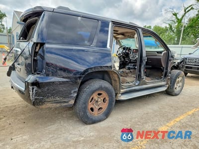 Trzecie zdjęcie samochodu z tyłu: 2015 GMC YUKON DENALI VIN:1GKS2CKJ7FR227222 - miniatura