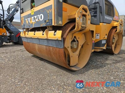 Zdjęcie 6 z 10 samochodu: 2017 VOLVO DD35B ROLLERS AND COMPACTION DOUBLE DRU VIN:VCE0D35BP0S273203 - miniatura