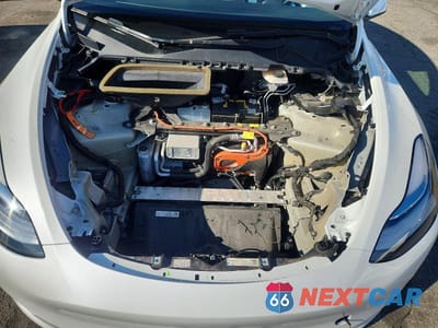 Zdjęcie 11 z 11 samochodu: 2021 TESLA MODEL Y VIN:5YJYGDEE8MF195895 - miniatura