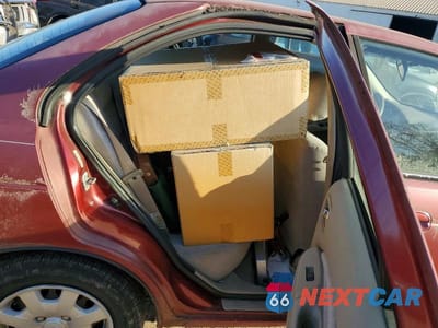 Zdjęcie 10 z 12 samochodu: 2001 NISS SENTRA VIN:3N1CB51D91L452915 - miniatura