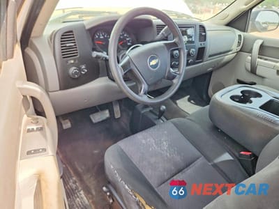 Zdjęcie 8 z 11 samochodu: 2011 CHEVROLET SILVERADO K1500 VIN:1GCNKPE04BZ325363 - miniatura