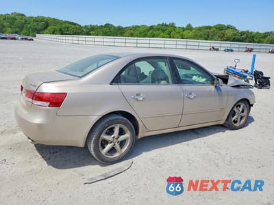 Trzecie zdjęcie samochodu z tyłu: 2006 HYUNDAI SONATA GLS V6 VIN:5NPEU46F06H095782 - miniatura