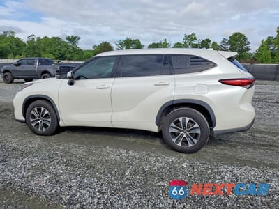 Drugie zdjęcie samochodu z przodu: 2020 TOYOTA HIGHLANDER XLE VIN:5TDHZRAH0LS501053 - miniatura