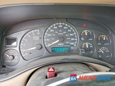 Zdjęcie 9 z 12 samochodu: 2001 CHEVROLET SILVERADO C1500 HEAVY DUTY VIN:1GCGC13U41F178549 - miniatura