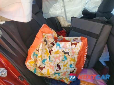 Zdjęcie 10 z 13 samochodu: 2021 TOYOTA COROLLA LE VIN:5YFEPMAE4MP147100 - miniatura