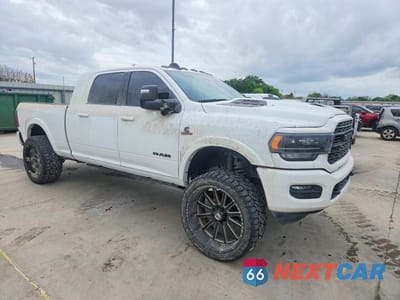 Czwarte zdjęcie samochodu z boku: 2023 RAM 2500 LIMITED VIN:3C6UR5TLXPG567842 - miniatura