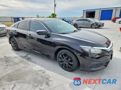 Czwarte zdjęcie samochodu z boku: 2016 HONDA CIVIC LX VIN:19XFC2F58GE092718 - miniatura