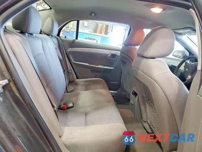 Zdjęcie 10 z 12 samochodu: 2012 CHEVROLET MALIBU LS VIN:1G1ZB5E00CF299233 - miniatura