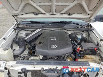 Zdjęcie 11 z 12 samochodu: 2006 TOYOTA TACOMA ACCESS CAB VIN:5TEUU42N56Z274387 - miniatura