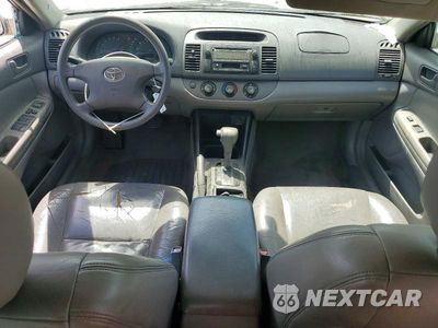 Zdjęcie 8 z 12 samochodu: 2003 TOYOTA CAMRY LE VIN:4T1BE32K23U193951 - miniatura