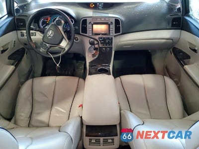 Zdjęcie 8 z 13 samochodu: 2015 TOYOTA VENZA LIMITED VIN:4T3BK3BB9FU115025 - miniatura