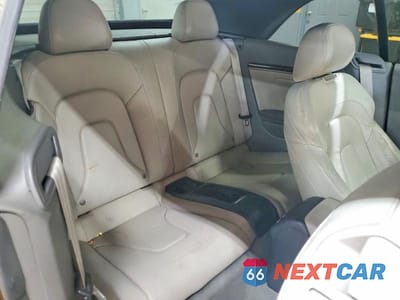 Zdjęcie 10 z 12 samochodu: 2012 AUDI A5 PREMIUM VIN:WAUVFAFH2CN001257 - miniatura