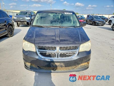 Piąte zdjęcie samochodu w środku: 2011 DODGE GRAND CARAVAN MAINSTREET VIN:2D4RN3DG9BR682969 - miniatura