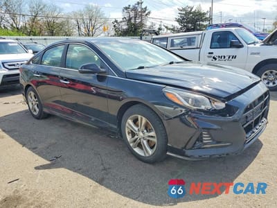 Czwarte zdjęcie samochodu z boku: 2018 HYUNDAI SONATA SEL VIN:5NPE34AF8JH648231 - miniatura