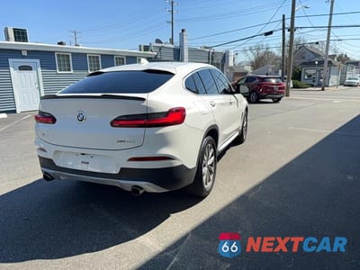 Czwarte zdjęcie samochodu z boku: 2019 BMW X4 XDRIVE30I VIN:5UXUJ3C54KLG55756 - miniatura