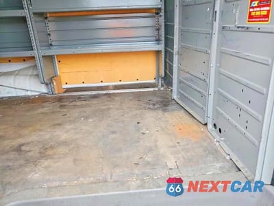 Zdjęcie 11 z 12 samochodu: 2019 NISS NV 2500 SV VIN:1N6BF0KY9KN802768 - miniatura