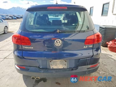 Zdjęcie 6 z 13 samochodu: 2012 VOLKSWAGEN TIGUAN S VIN:WVGAV7AX1CW551464 - miniatura