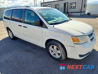 Czwarte zdjęcie samochodu z boku: 2008 DODGE GRAND CARAVAN SE VIN:2D8HN44HX8R771662 - miniatura