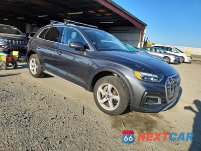 Czwarte zdjęcie samochodu z boku: 2021 AUDI Q5 PREMIUM VIN:WA1AAAFY6M2105442 - miniatura