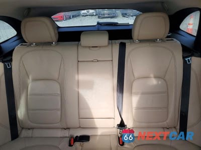 Zdjęcie 10 z 13 samochodu: 2018 JAGUAR F-PACE PRESTIGE VIN:SADCK2FN2JA288285 - miniatura