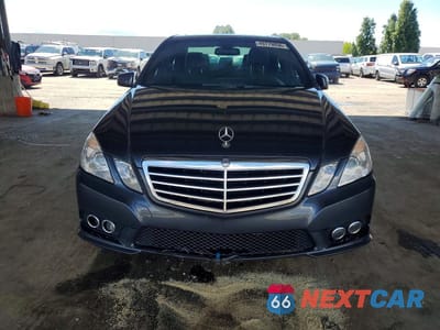 Piąte zdjęcie samochodu w środku: 2010 MERCEDES-BENZ E 350 VIN:WDDHF5GB8AA060986 - miniatura