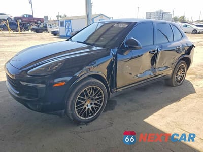 2017 PORSCHE CAYENNE WP1AA2A26HKA86152 - główne zdjęcie licytacji z USA - miniatura