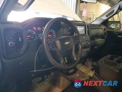 Zdjęcie 8 z 12 samochodu: 2020 CHEVROLET SILVERADO C1500 VIN:3GCNWAEF7LG114858 - miniatura
