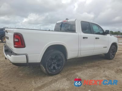 Trzecie zdjęcie samochodu z tyłu: 2025 RAM 1500 BIG HORN VIN:1C6RREBGXSN691488 - miniatura
