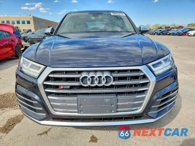 Piąte zdjęcie samochodu w środku: 2018 AUDI SQ5 PREMIUM PLUS VIN:WA1A4AFY9J2073606 - miniatura