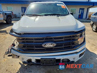Piąte zdjęcie samochodu w środku: 2024 FORD F150 XLT VIN:1FTFW3L82RKF05471 - miniatura