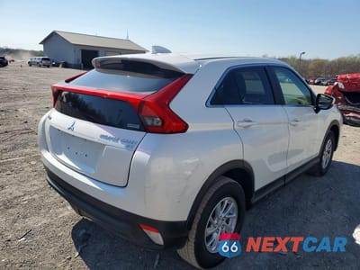 Trzecie zdjęcie samochodu z tyłu: 2019 MITSUBISHI ECLIPSE CROSS ES VIN:JA4AT3AA6KZ035526 - miniatura