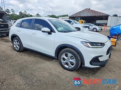 Czwarte zdjęcie samochodu z boku: 2023 HONDA HR-V LX VIN:3CZRZ1H36PM740963 - miniatura